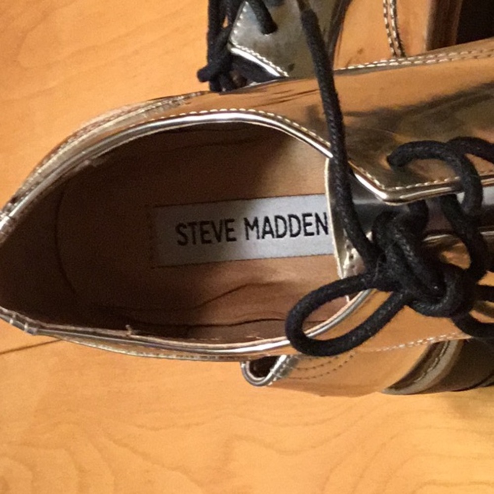 Steve Madden platform wingtips - Picture 3 of 6